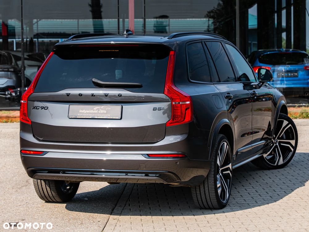 Volvo XC 90 B5 D AWD Ultimate Dark - 3