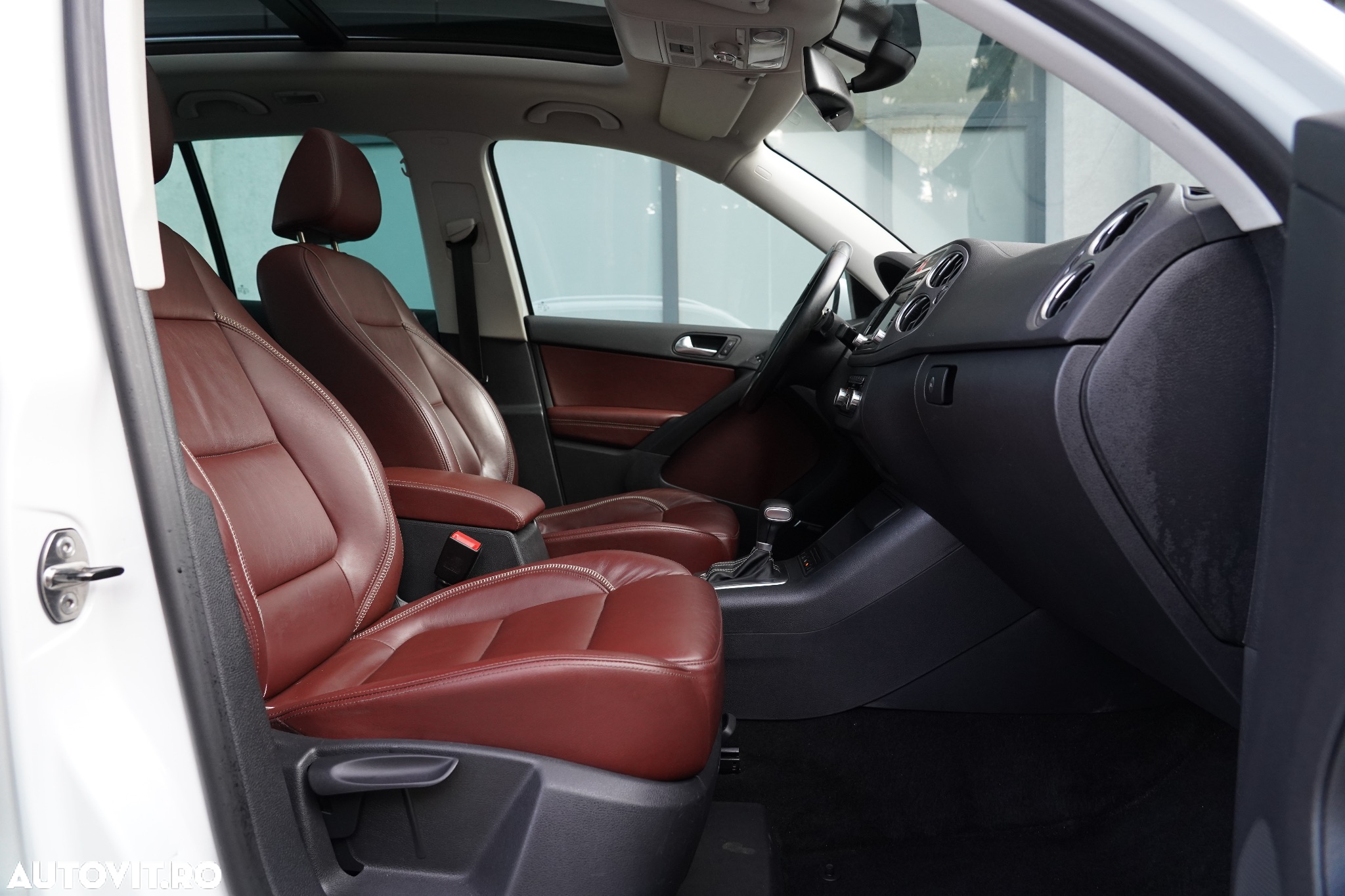 Volkswagen Tiguan 2.0 TDI 4Motion DSG Track & Style - 14