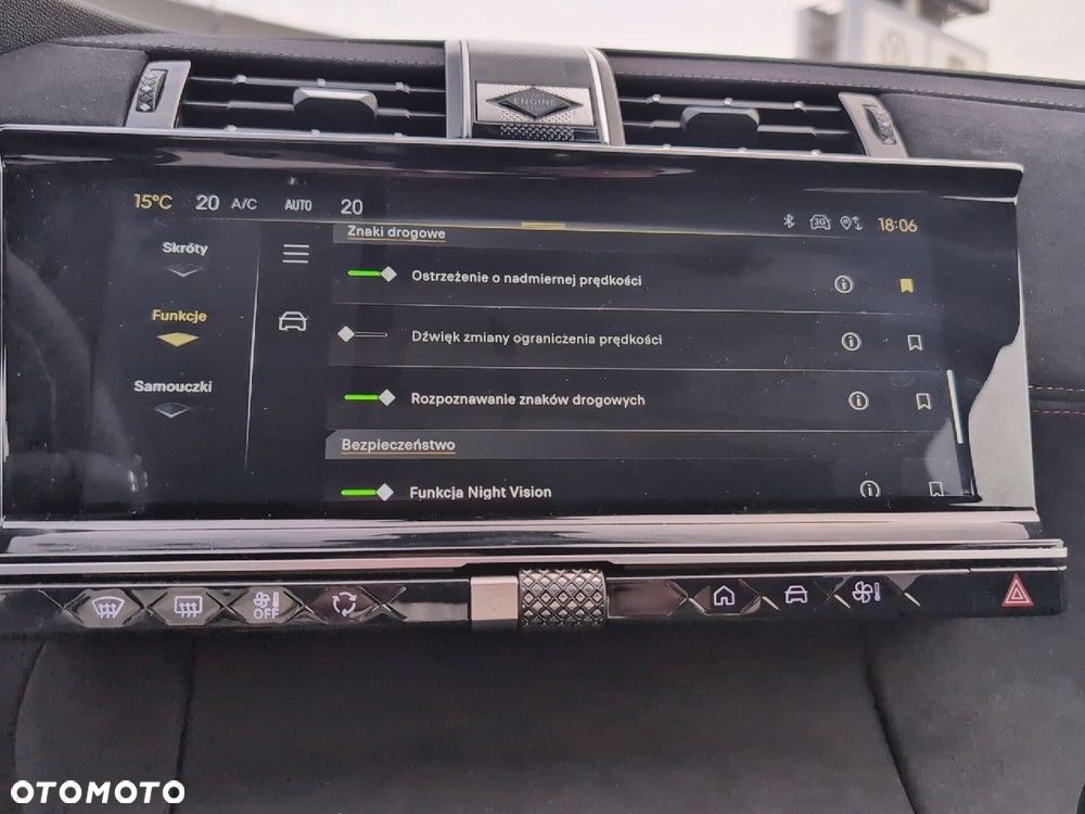 DS Automobiles DS 7 Crossback - 26