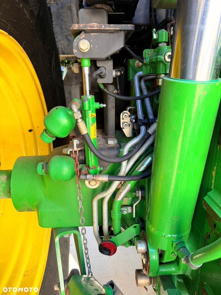 John Deere 6175R - 13