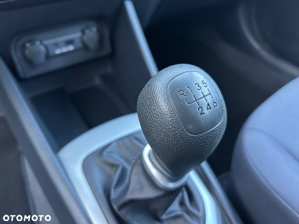 Kia Rio 1.4 Spirit - 23