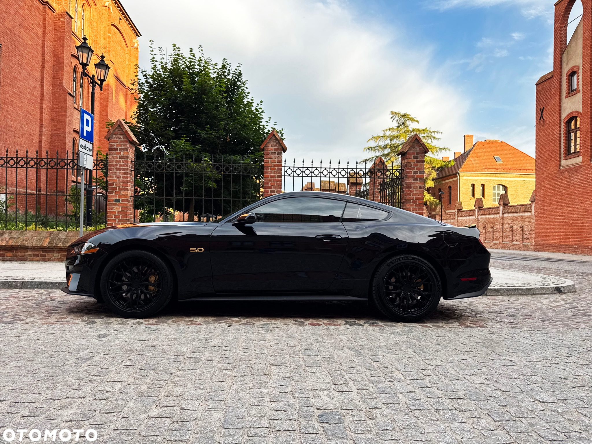 Ford Mustang Fastback 5.0 Ti-VCT V8 GT - 4
