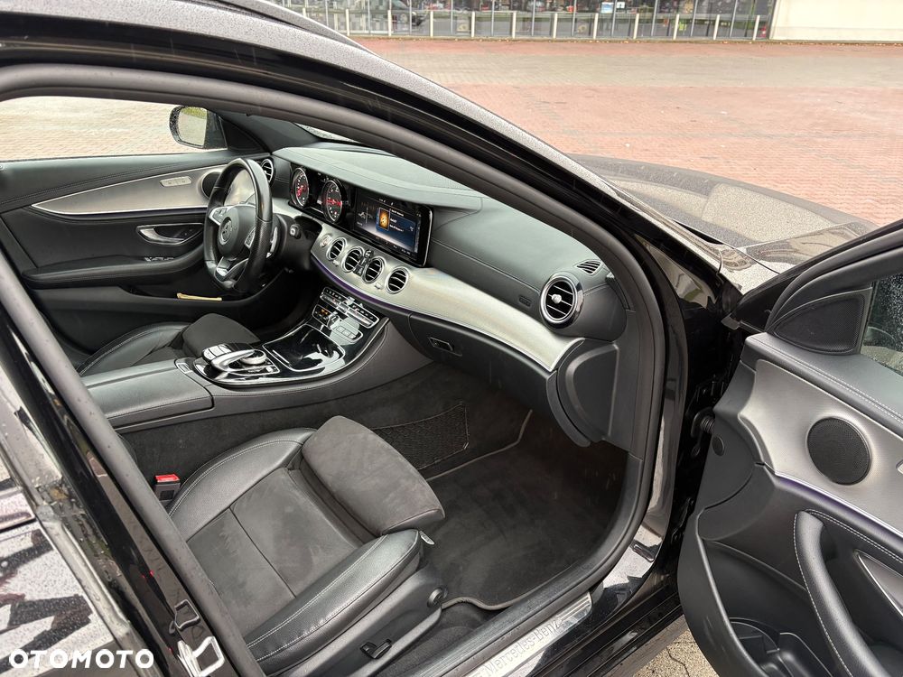 Mercedes-Benz Klasa E 220 d 9G-TRONIC - 9