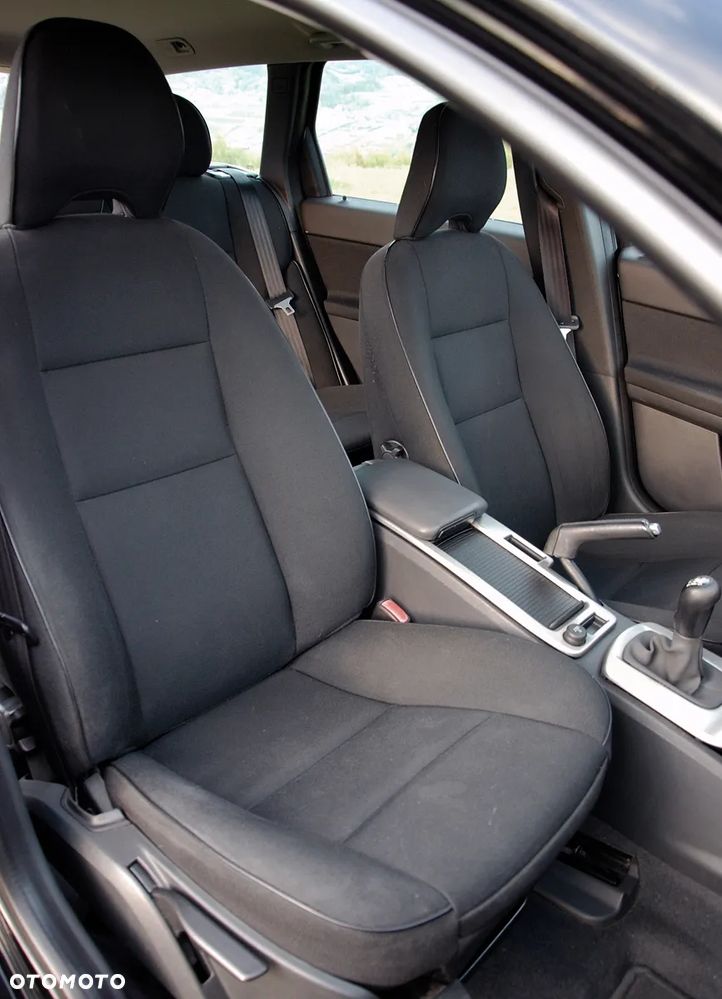 Volvo V50 2.0D DPF Kinetic - 9