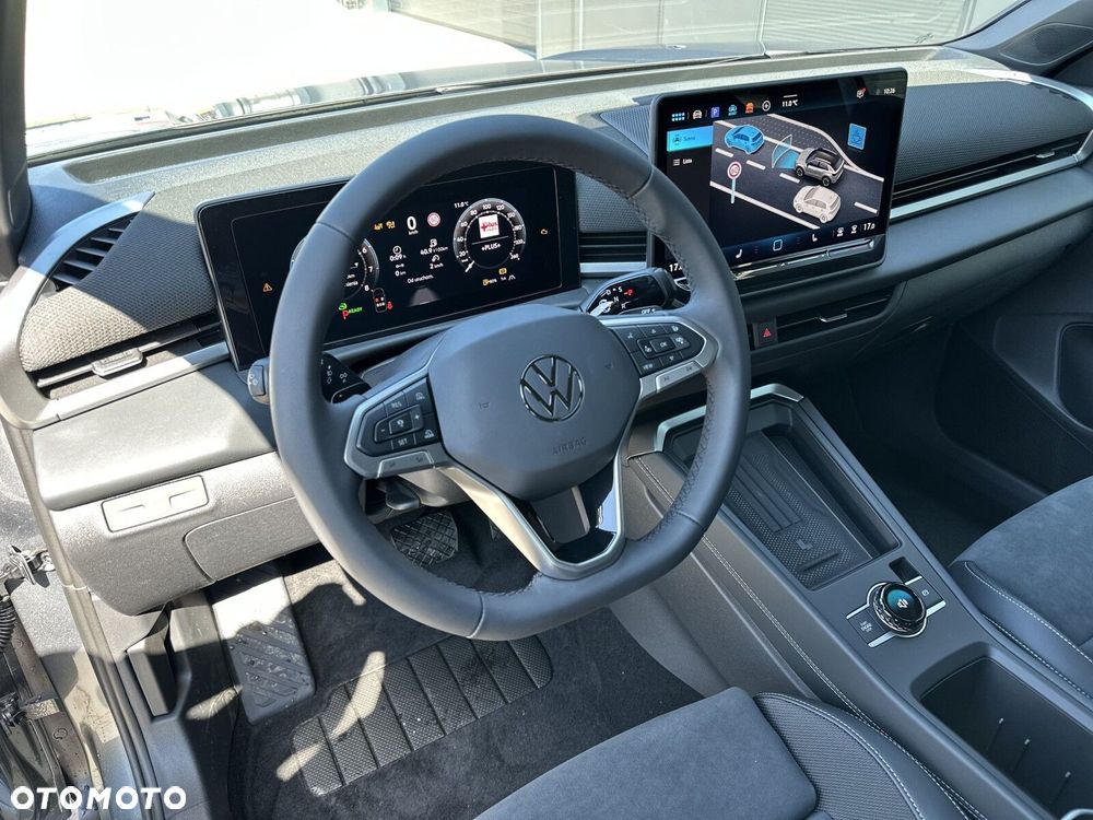 Volkswagen T-Roc - 9