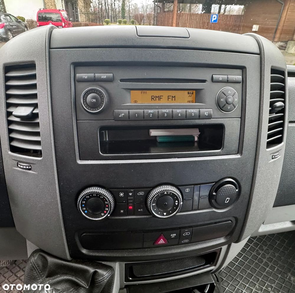Mercedes-Benz SPRINTER  3.0 V6 519 CHŁODNIA - 20