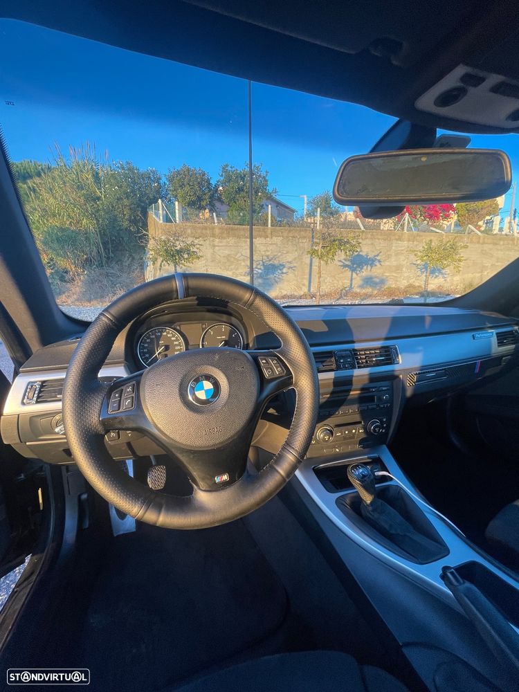 BMW 320 d Coupe - 11