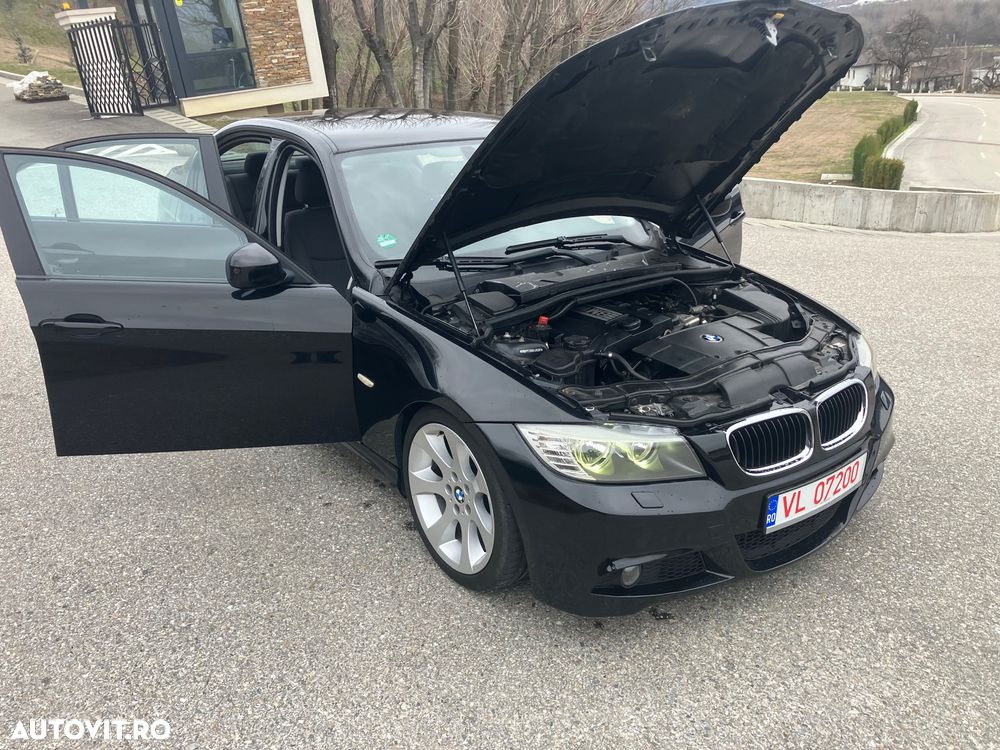 BMW Seria 3 318i - 18