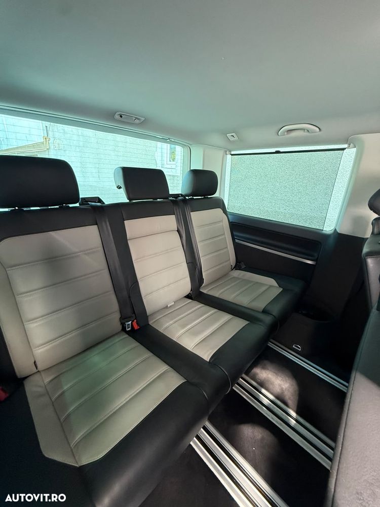 Volkswagen Multivan - 16