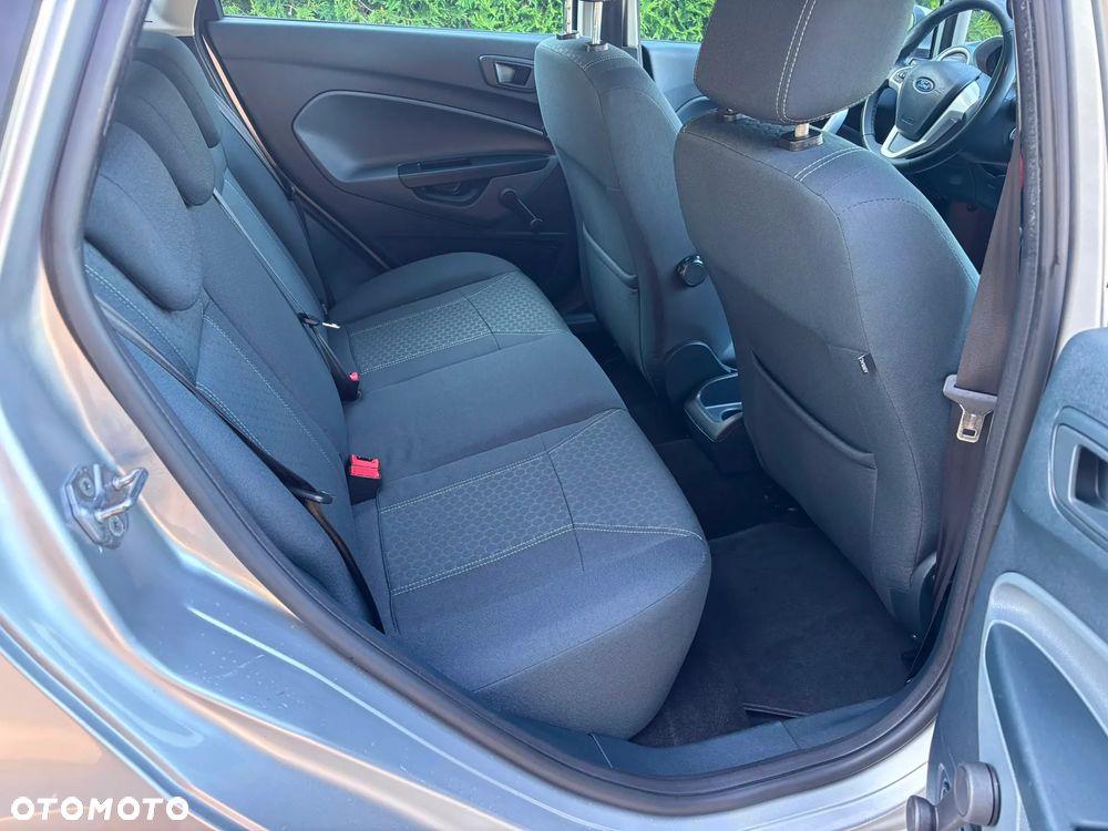 Ford Fiesta 1.25 Titanium - 19