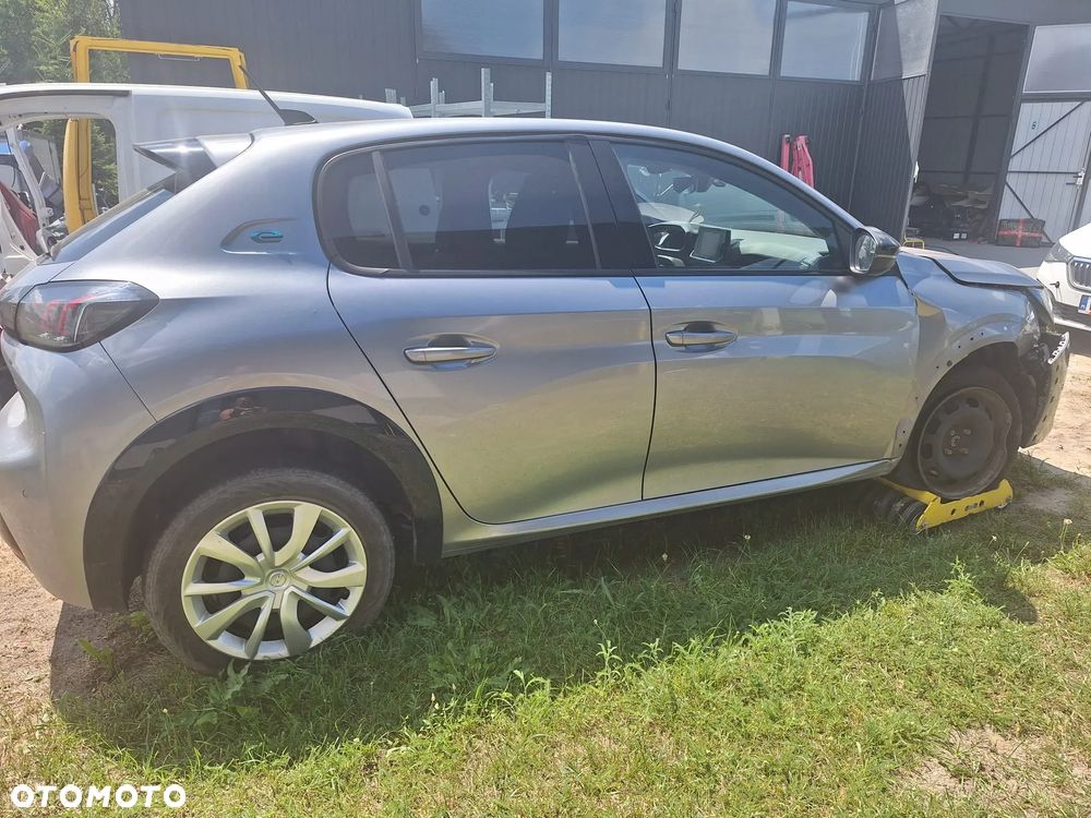 Peugeot 208 Elektromotor 136 GT - 5