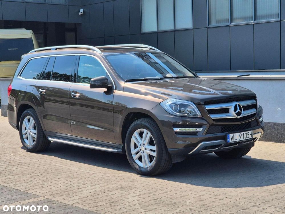 Mercedes-Benz GL 500 4-Matic - 12