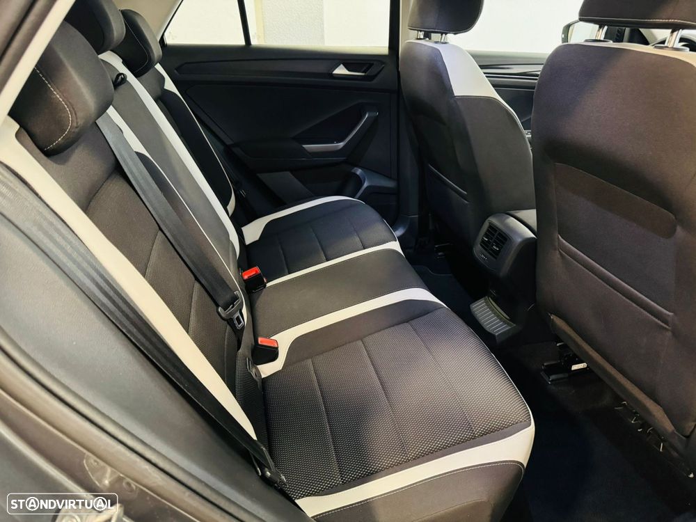 VW T-Roc 1.5 TSI Sport - 25
