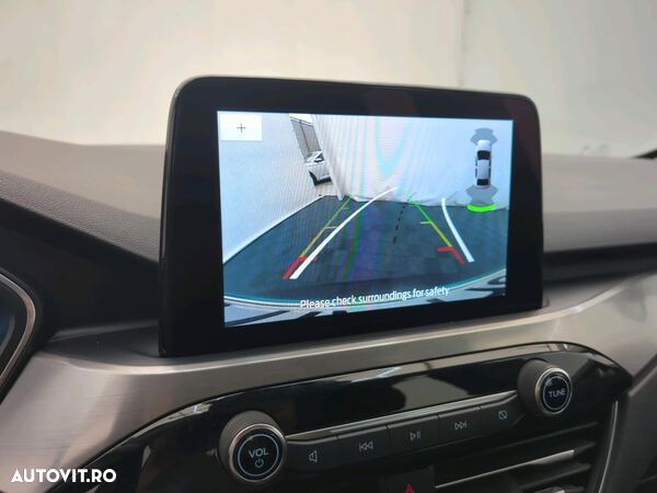 FORD Kuga 2022 — imagine 6