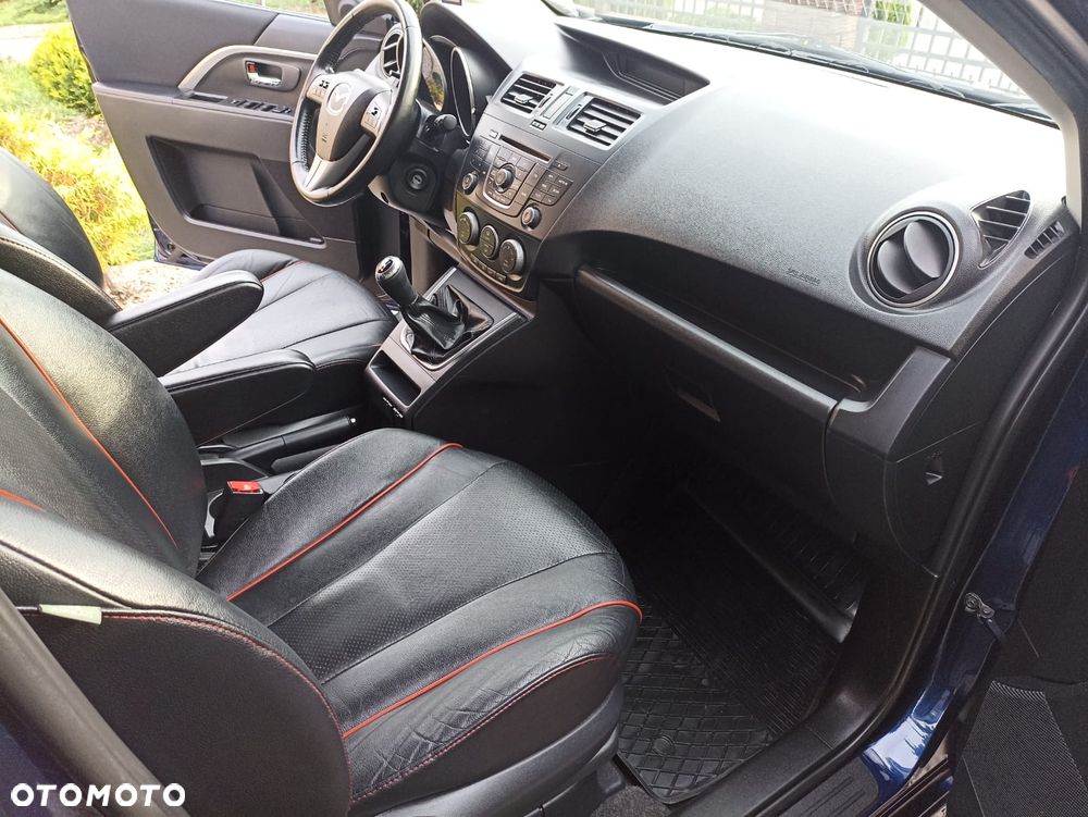 Mazda 5 - 30