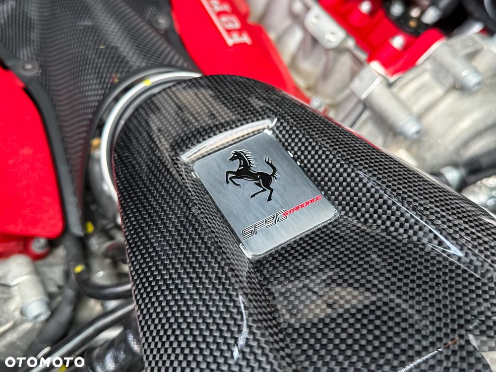 Ferrari SF90 Stradale - 32