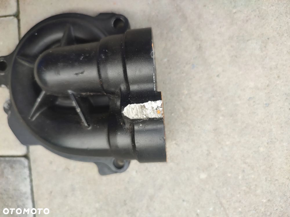 Dekiel pompy wody Yamaha MT07 - 2