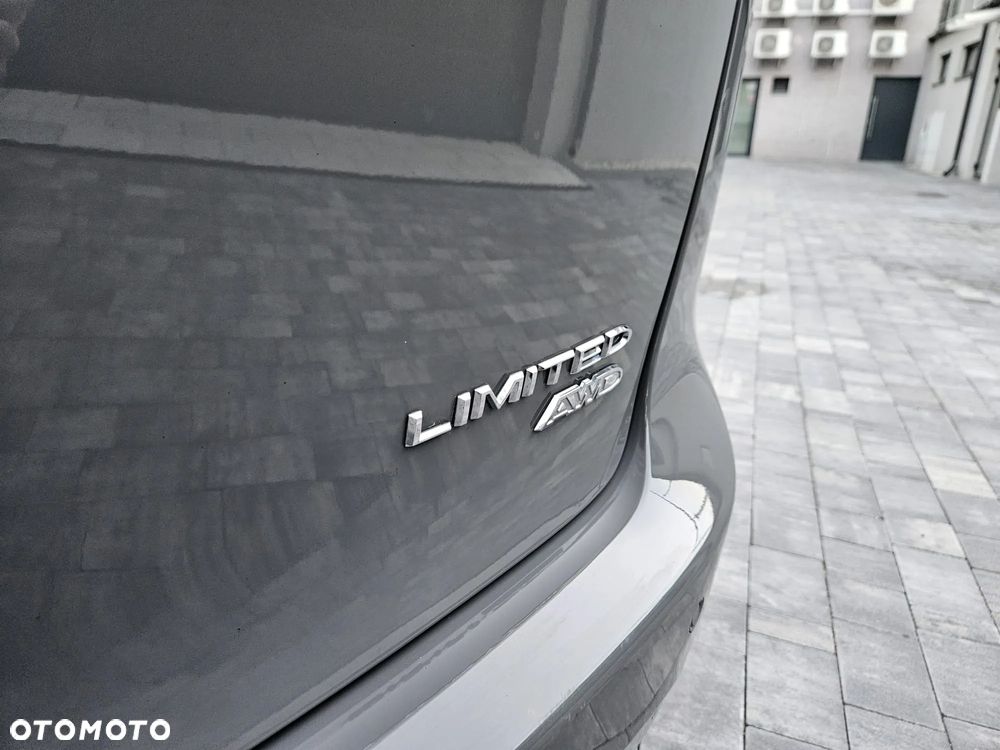 Chrysler Pacifica - 12