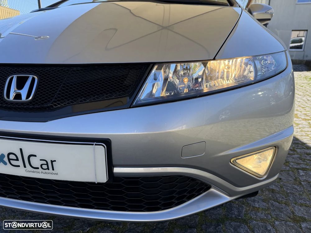 Honda Civic 1.4 i-VTEC Sport Edition - 11