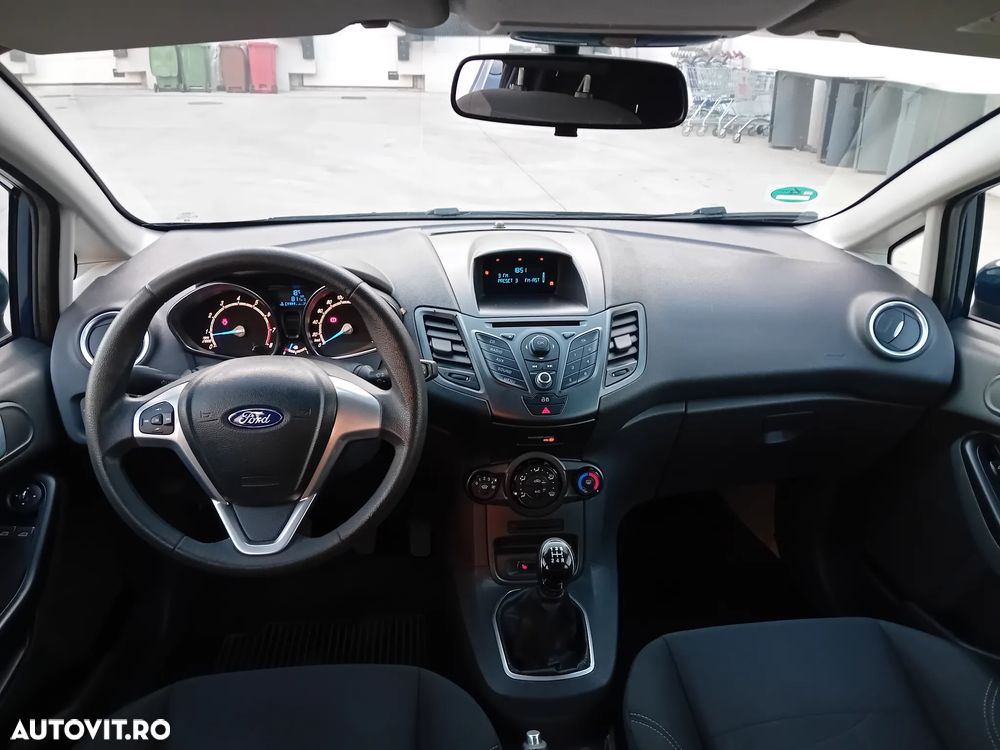 Ford Fiesta 1.25 Celebration - 7