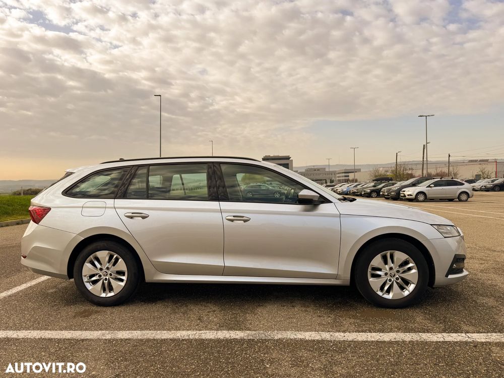 Skoda Octavia Combi 2.0 TDI Ambition - 10