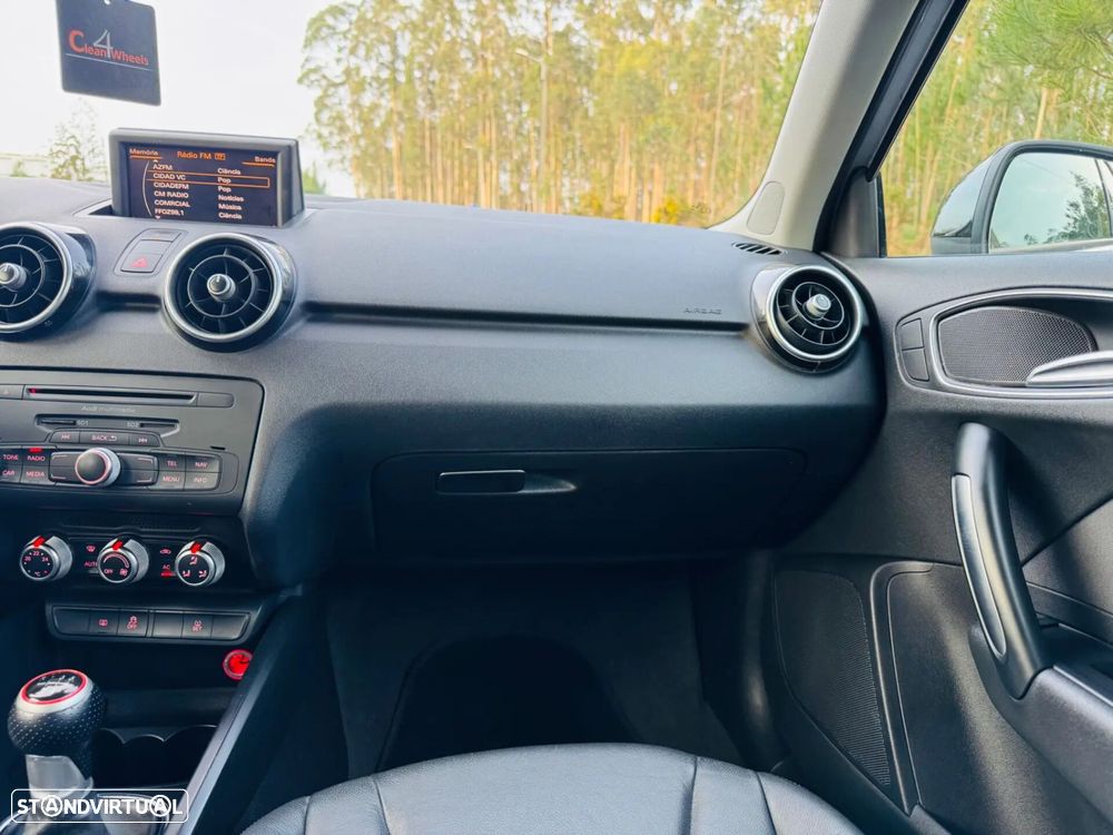 Audi A1 1.6 TDI S-line - 35