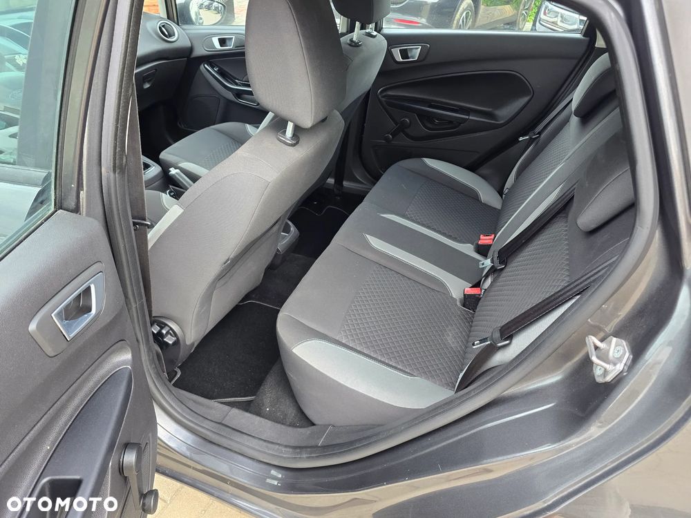 Ford Fiesta - 9