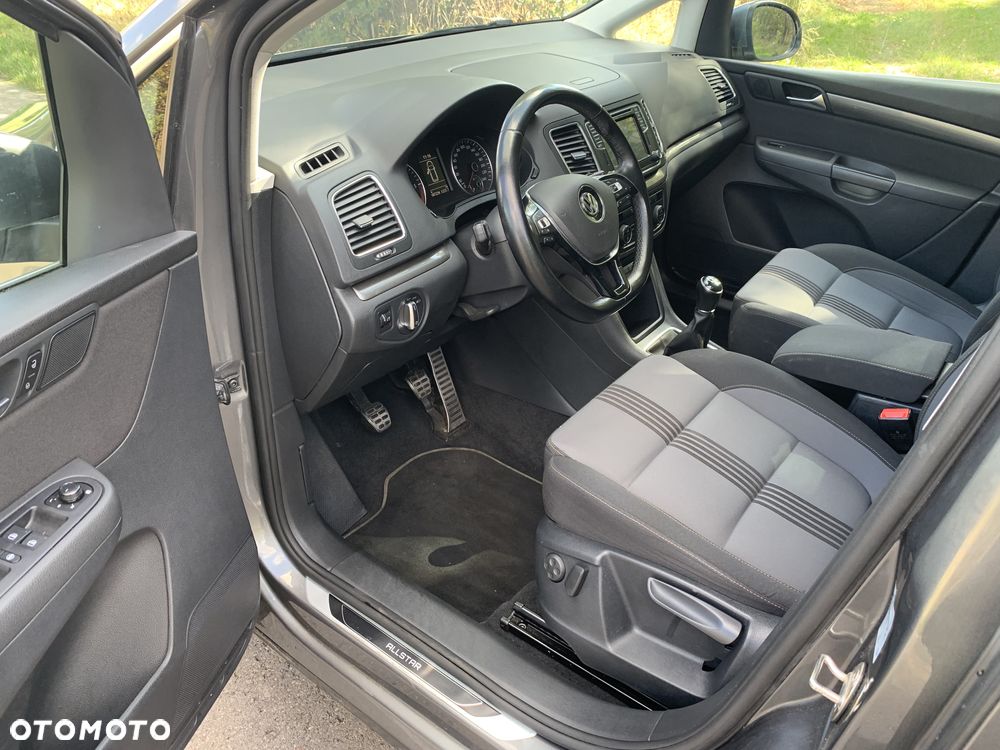 Volkswagen Sharan - 8