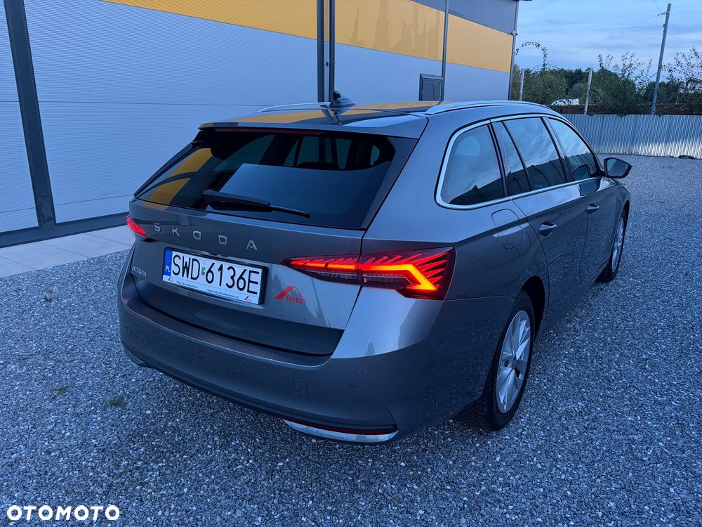 Skoda Octavia 2.0 TDI Selection DSG - 6