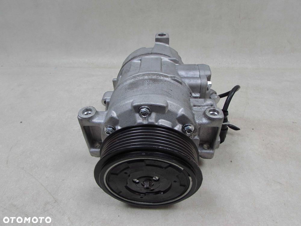 AUDI A4 B6 A8 D3 01-05 1.9 TDI 3.0 TDI SPREZARKA KOMPRESOR KLIMATYZACJI 4E0260805AD - 2