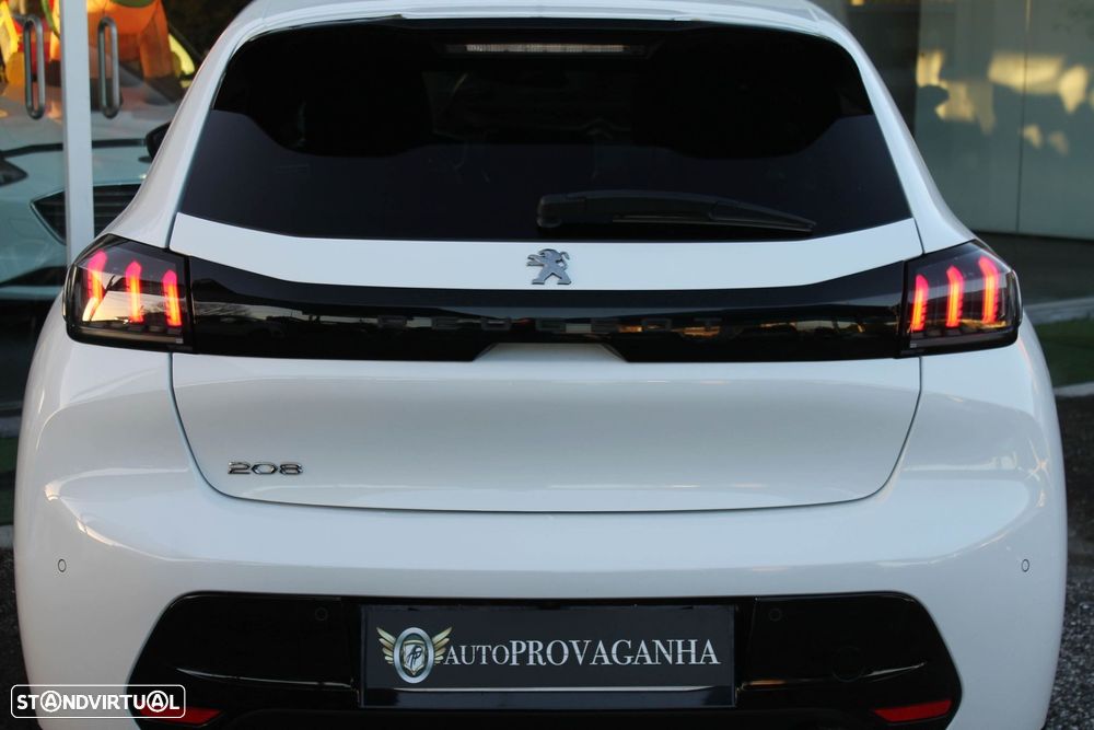 Peugeot 208 1.2 PureTech Allure Pack EAT8 - 36