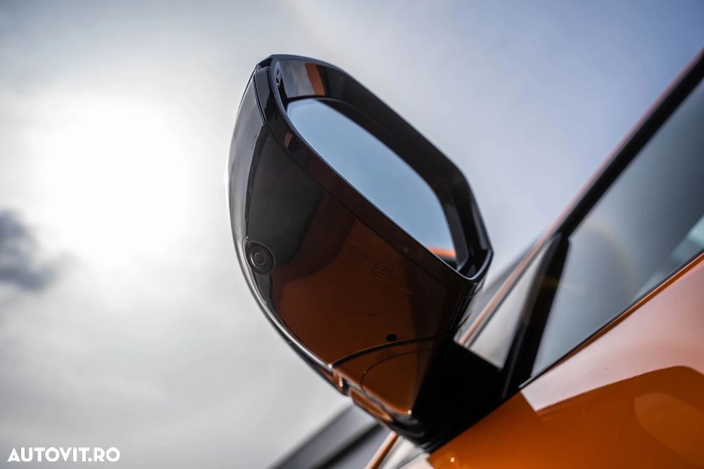 Lamborghini URUS - 32