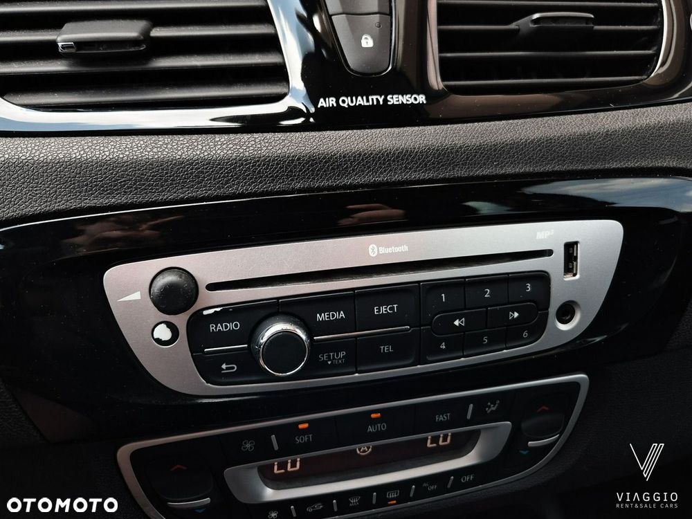 Renault Grand Scenic - 17