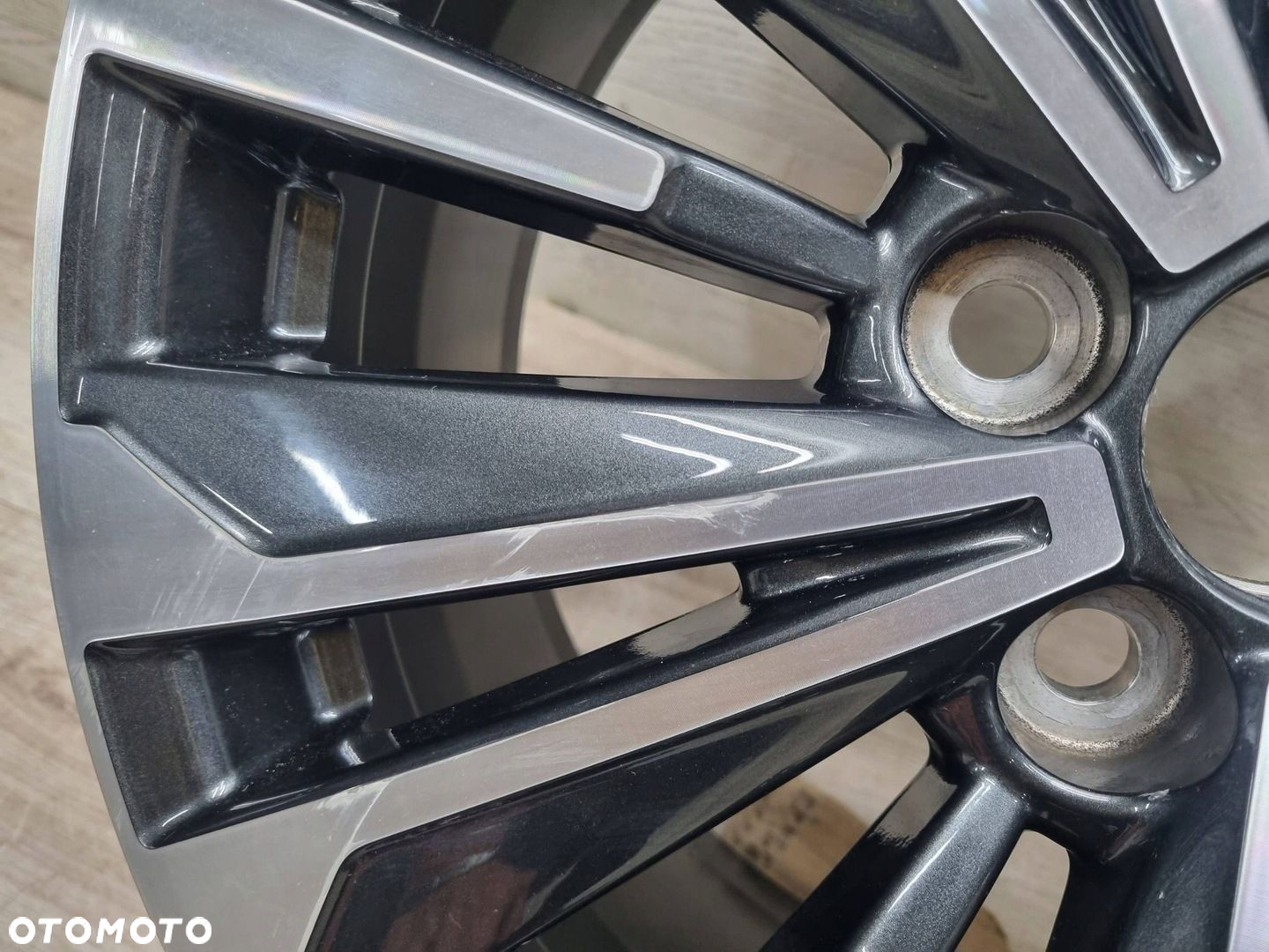 Toyota Corolla E210 E21 2023 Wszystkie Felgi aluminiowe R17 - 12