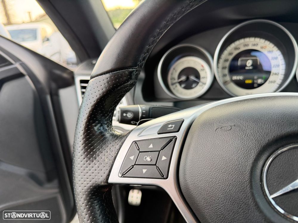 Mercedes-Benz E 220 - 23