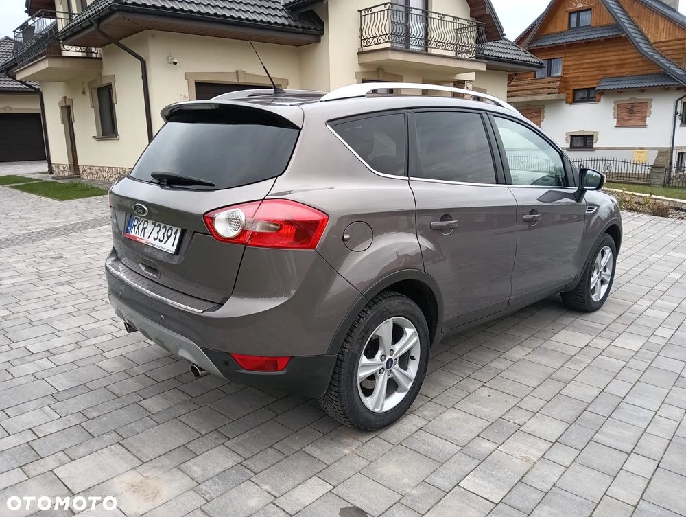 Ford Kuga - 4