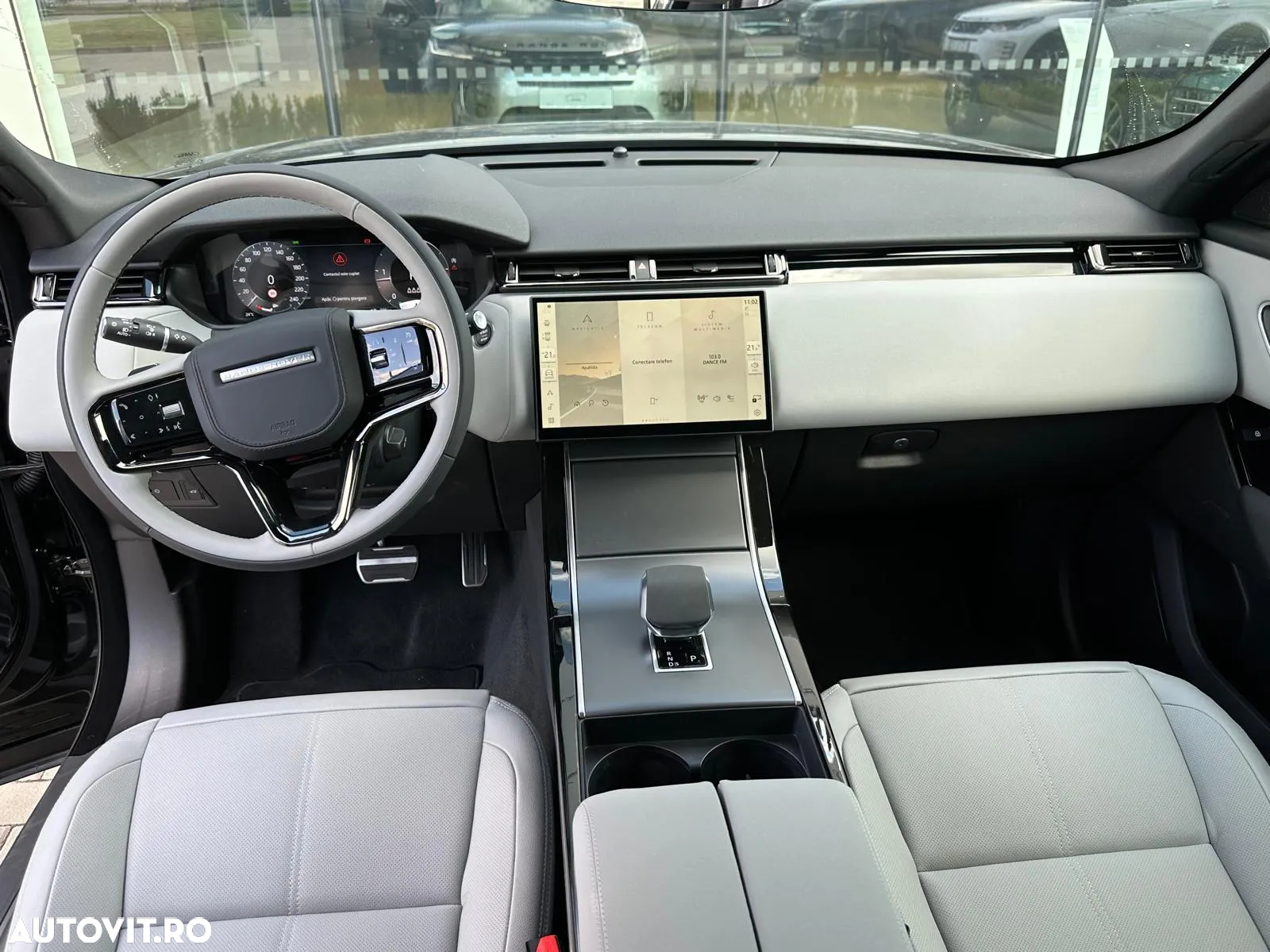 Land Rover Range Rover Velar R-Dynamic 2.0 D200 MHEV SE - 10