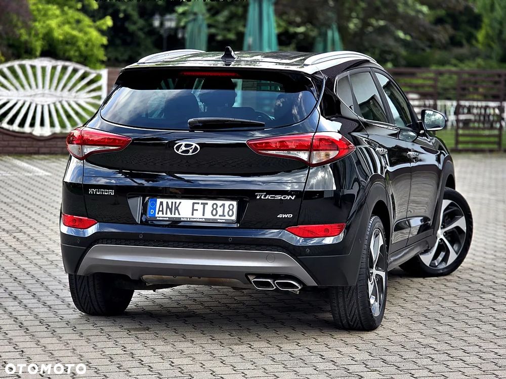 Hyundai Tucson 2.0 CRDI 4WD Automatik Premium - 21
