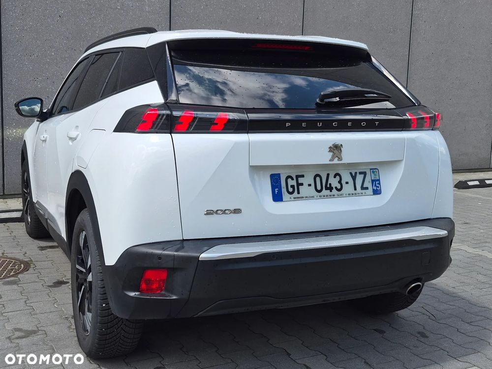 Peugeot 2008 1.5 BlueHDi Allure S&S EAT8 - 9
