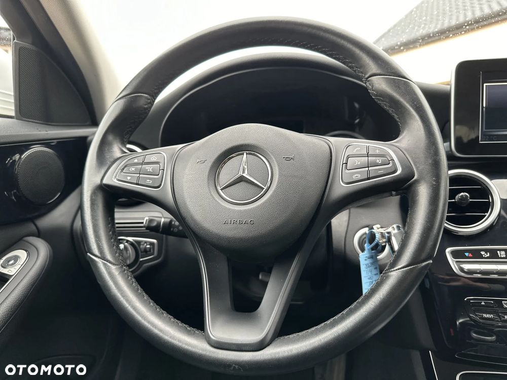 Mercedes-Benz Klasa C 200 - 18