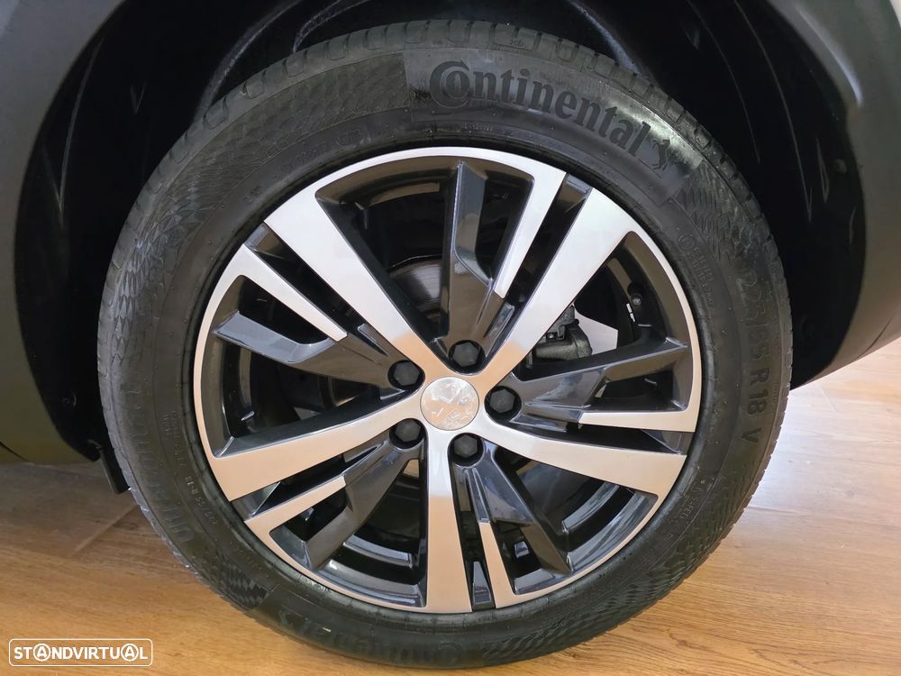 Peugeot 3008 1.6 BlueHDi Allure EAT6 J18 - 25