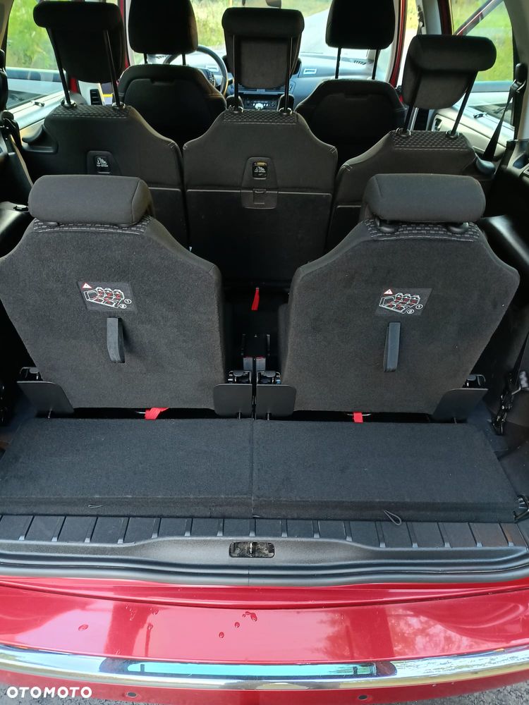 Citroën C4 Grand Picasso - 16