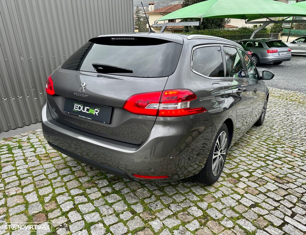 Peugeot 308 1.2 PureTech Allure - 15