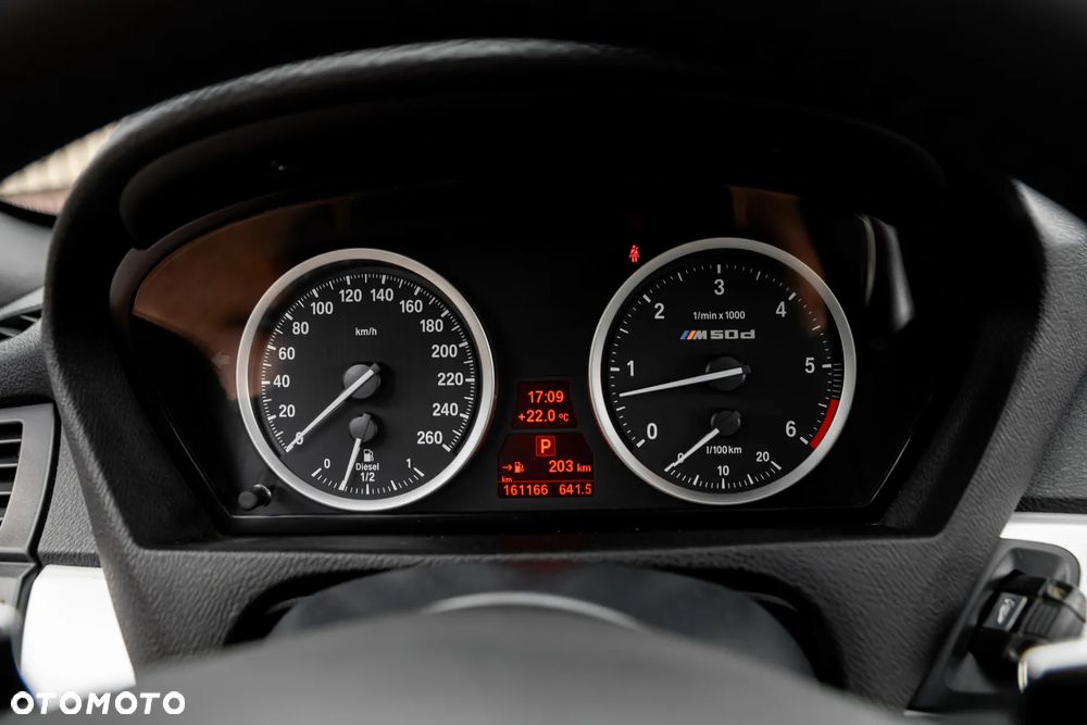 BMW X5 M M50d - 31