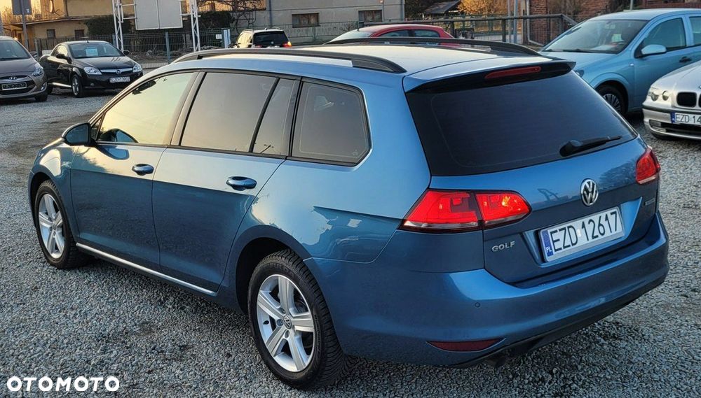 Volkswagen Golf 1.6 TDI BlueMotion Technology Lounge - 30