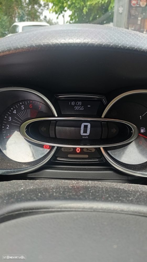 Renault Clio 0.9 TCe Limited - 9
