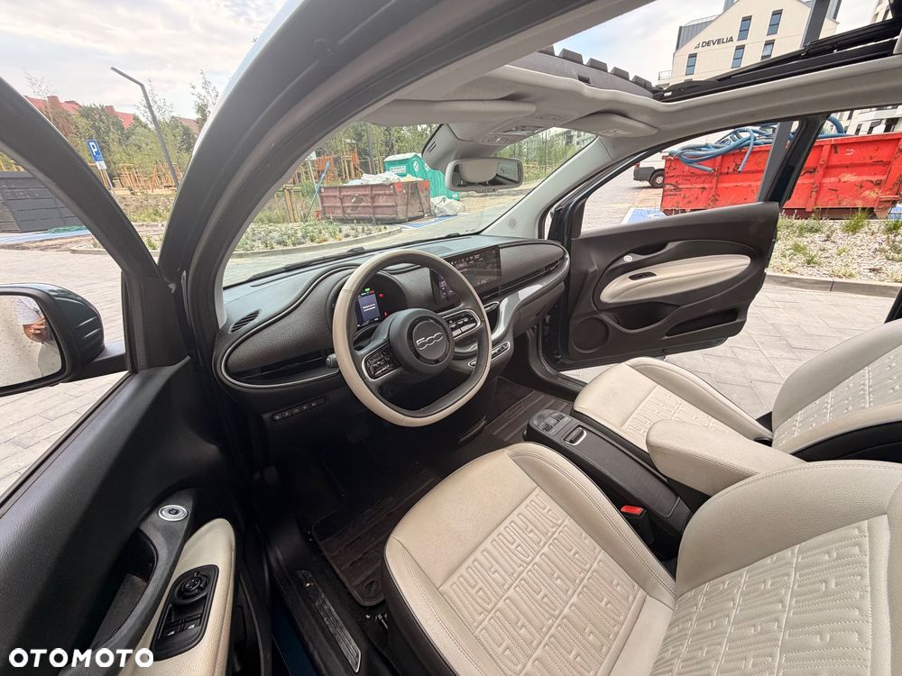 Fiat 500e 42 kWh La Prima - 16