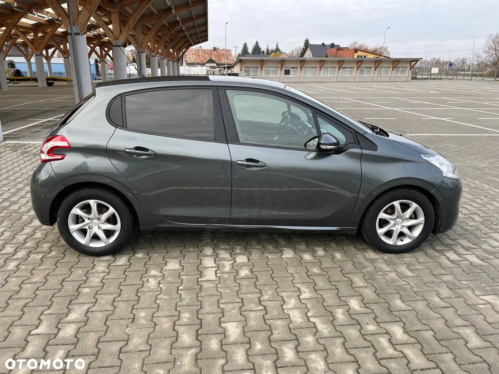 Peugeot 208 1.4 VTi Active - 6