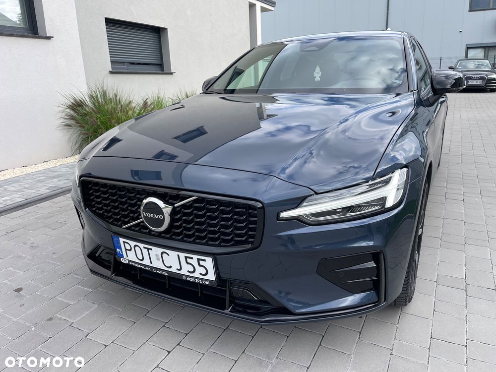 Volvo S60 B4 B Ultimate Dark - 4