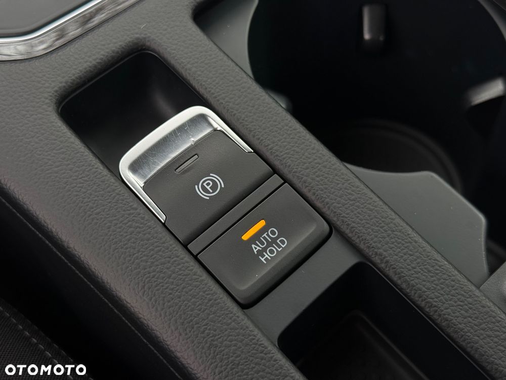 Volkswagen Passat 2.0 TDI EVO Business DSG - 13